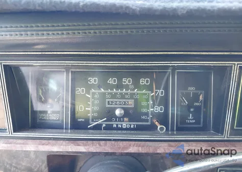 1984 Oldsmobile Toronado Brougham z USA, uszkodzony, nr VIN 1G3AZ57YXEE303252